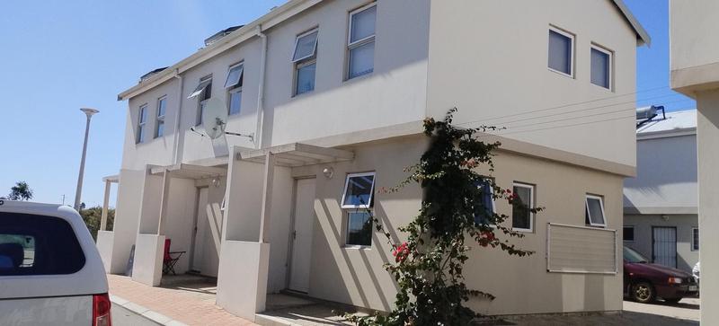 2 Bedroom Property for Sale in De Almeida Western Cape